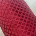 روکش تشک و بالش مخمل طرح لوزی زرشکی - تصویر 2
