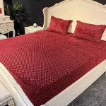کاور مخمل تشک زرشکی رنگ